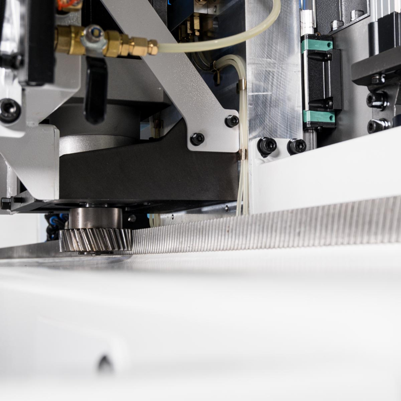 CNC-Portalbearbeitungszentrum für Nesting KN-2710DL Label