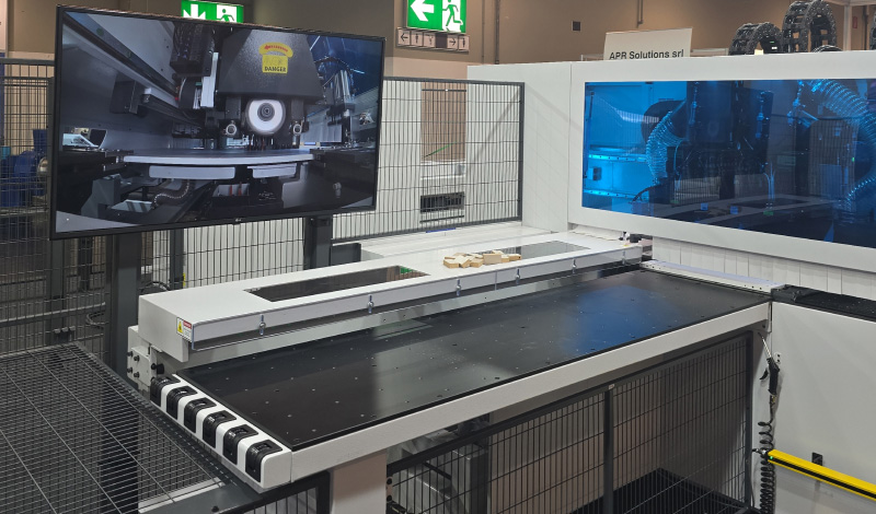 CNC-Bohrzentrum KD-612THZ für die Holzverarbeitung