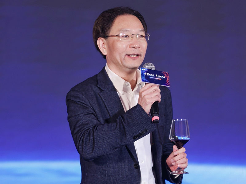 Generaldirektor von KDT – Herr Maahong Li