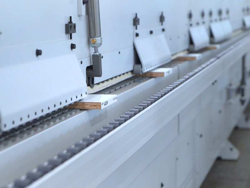Werkstücke auf der Maschine