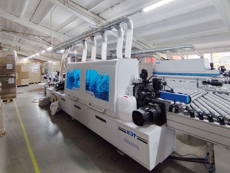 Automatische Kantenanleimmaschine KE-655JHSKA