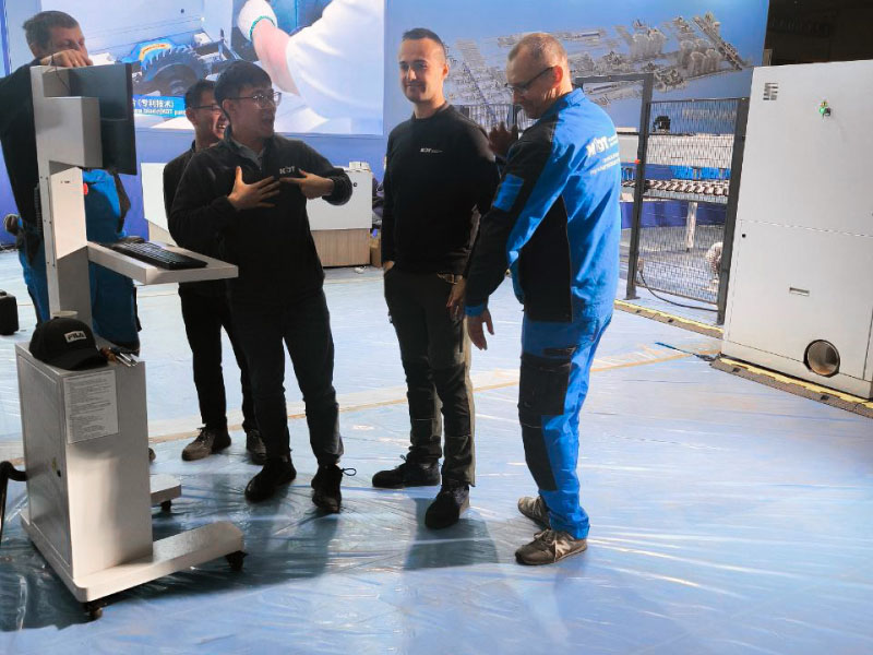 Stancomplect Serviceteam auf der LIGNA 2025
