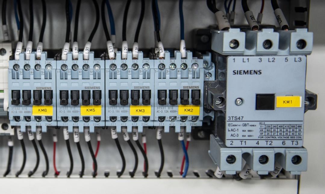 Elektrische Komponenten nach CE-Standard
