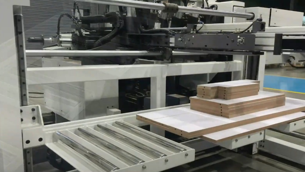 Automatische Entladung von Werkstücken